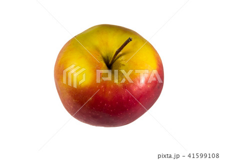Red apple isolated on white background 41599108