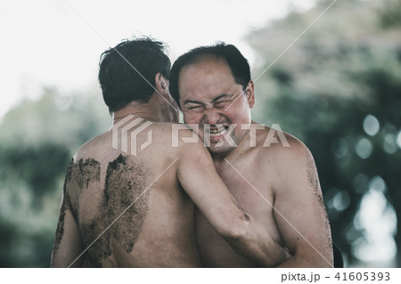 Sumo wrestling 41605393