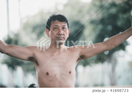 Sumo wrestling 41606723