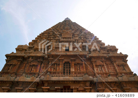 View of Vimana or shikhara, Brihadisvara Temple 41609889