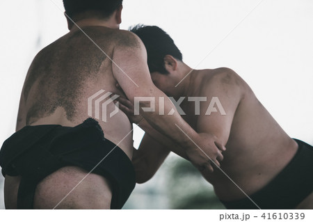 Sumo wrestling Sumo wrestling 41610339
