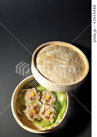 蒸籠とアツアツ焼売 41620488