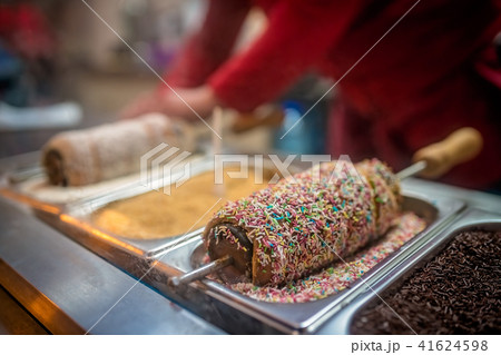 Preparing sweet round waffle  41624598