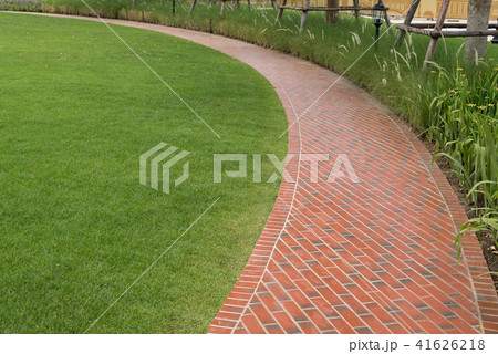 Texture or pattern of paving walkway. Texture or pattern of paving walkway. 41626218