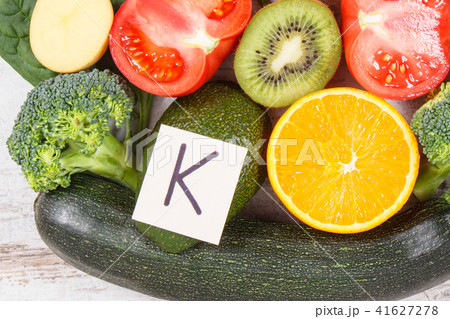 Fruits and vegetables containing vitamin K 41627278