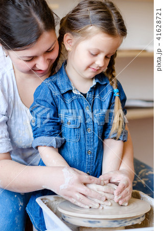 pottery courses handmade hobby workshop student pottery courses handmade hobby workshop student 41628721