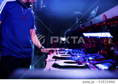 サッカーワールドカップ中のクラブDJ 41635866