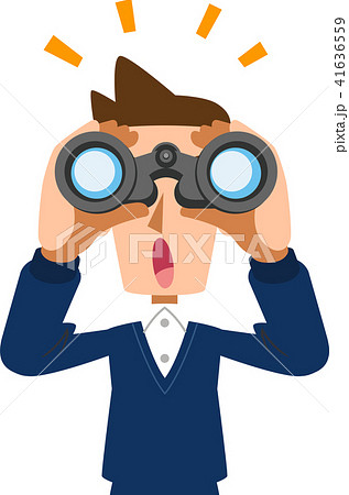 双眼鏡を覗き、なにかに気がつく男性　夫　父 41636559