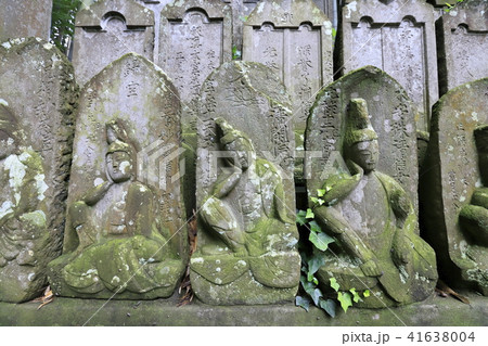 東漸寺の石仏 (千葉県松戸市とうぜんじ) 東漸寺の石仏 (千葉県松戸市とうぜんじ) 41638004