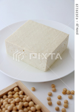木綿豆腐 41639119