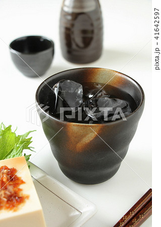 焼酎と冷や奴 焼酎と冷や奴 41642597