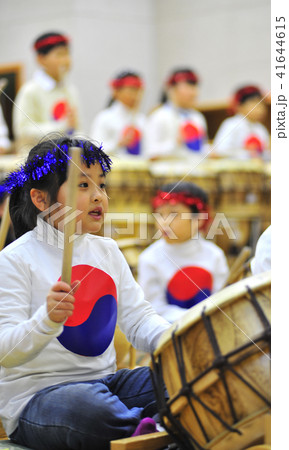 伝統楽器 公演 女の子 41644615