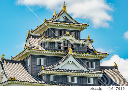 Top of Okayama Castle facade against blue sky Top of Okayama Castle facade against blue sky 41647916
