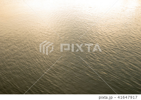 水面 水上 すいめん 41647917