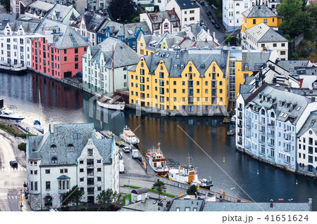 old houses, scenic Alesund 41651624