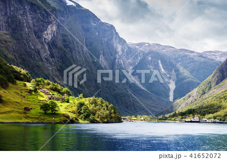huts and houses on the fjord huts and houses on the fjord 41652072