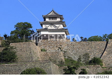 香川県丸亀市「丸亀城」天守閣（現存天守） 41652342