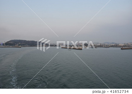 韓国仁川市(左側は月実島、右側が仁川港と市街) 韓国仁川市(左側は月実島、右側が仁川港と市街) 41652734