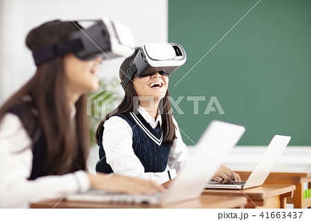 teenagers student with virtual reality headset teenagers student with virtual reality headset 41663437