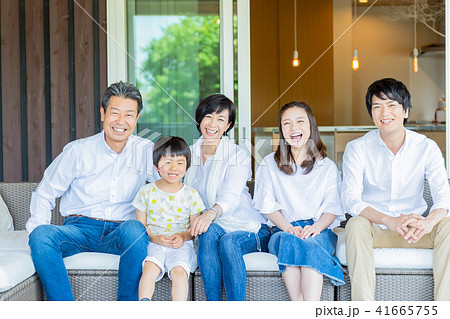 三世代家族、テラス、住まい 41665755