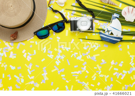 Table top view of items to travel summer holiday 41666021