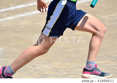 小学校の運動会　選抜リレー 41666611
