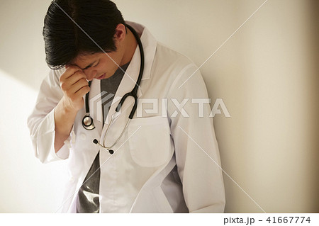 男性 医者 男性 医者 41667774