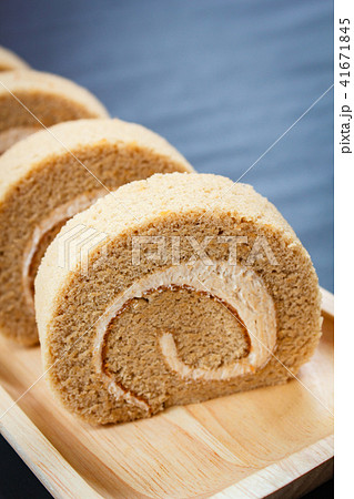 Roll small cake coffee with cream. Roll small cake coffee with cream. 41671845