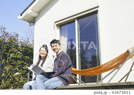 カップル リラックス カップル リラックス 41673651