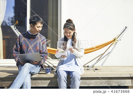 カップル　リラックス 41673666