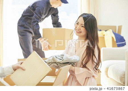 カップル 引っ越し カップル 引っ越し 41673867