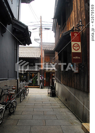 長浜の北国街道の裏路地 41679569