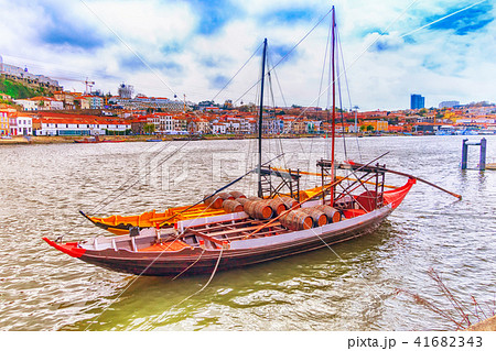 Traditional boats in Douro river, Porto, Portugal 41682343