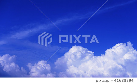 夏の雲(入道雲イメージ) 41688294