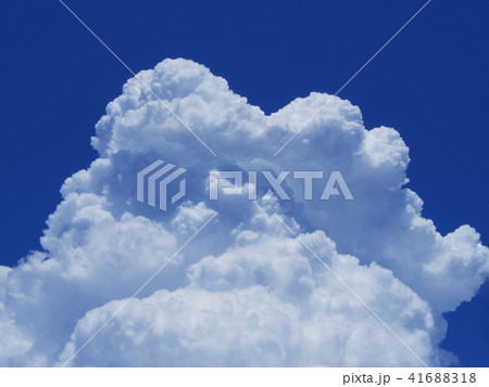 夏の雲(入道雲イメージ) 41688318