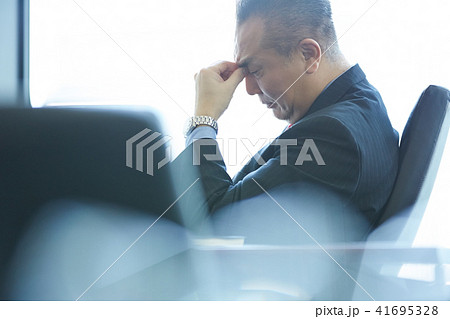 ビジネスマン 社長 重役 ビジネスマン 社長 重役 41695328