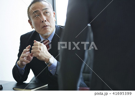 ビジネスマン 社長 重役 ビジネスマン 社長 重役 41695399