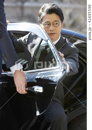 ビジネスマン 社長 重役 ビジネスマン 社長 重役 41695596