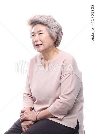 高齢者 老人 女性 41701308