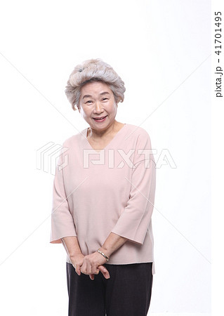高齢者 老人 女性 41701495