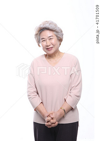 高齢者 老人 女性 41701509