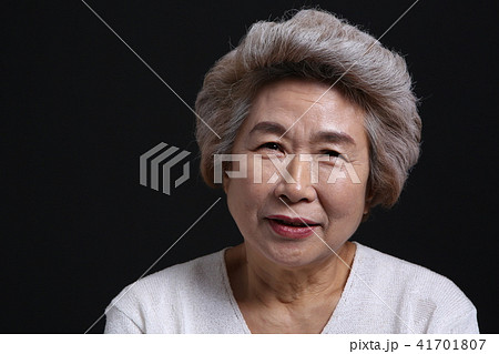 高齢者 老人 女性 41701807