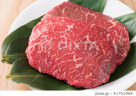 牛肉　モモ　ステーキ肉 41701968