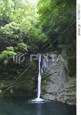 赤目四十八滝の布曳滝 41706717