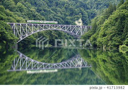 新緑の只見線 新緑の只見線 41713982