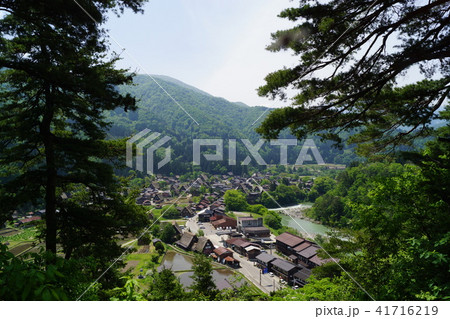 白川郷の城山展望台から俯瞰 41716219