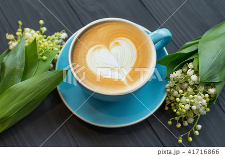 Coffee with art on the rustic background 41716866