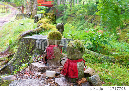 【三千院 おさな六地蔵】 京都府京都市左京区大原来迎院町540 41717708