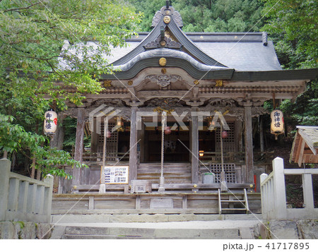 京都府南丹市美山町の知井八幡神社の本殿 京都府南丹市美山町の知井八幡神社の本殿 41717895
