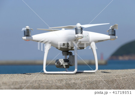 ドローン　離陸　スタンバイ 41719351